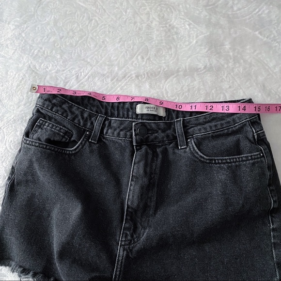 Charcoal High Waist Raw Hem Jean Shorts - Picture 4 of 8